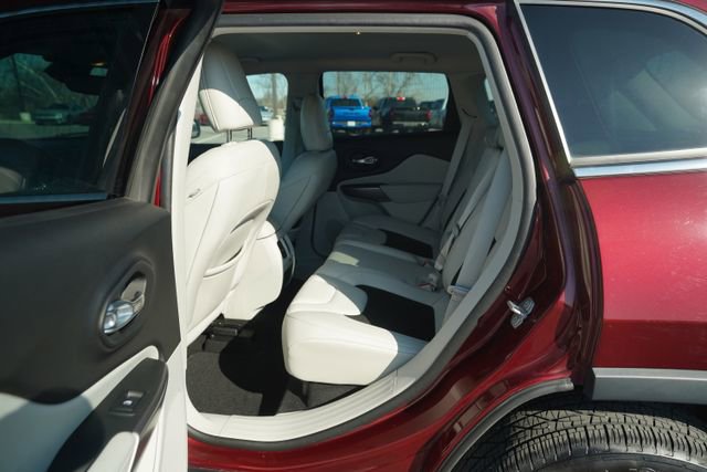 Used 2021 Jeep Cherokee Latitude Plus image 15