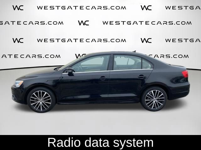 Used 2012 Volkswagen Jetta SEL image 4