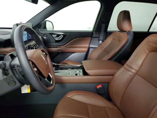 Used 2025 Lincoln Aviator Reserve w/ Illumination Package AWD/4WD image 22