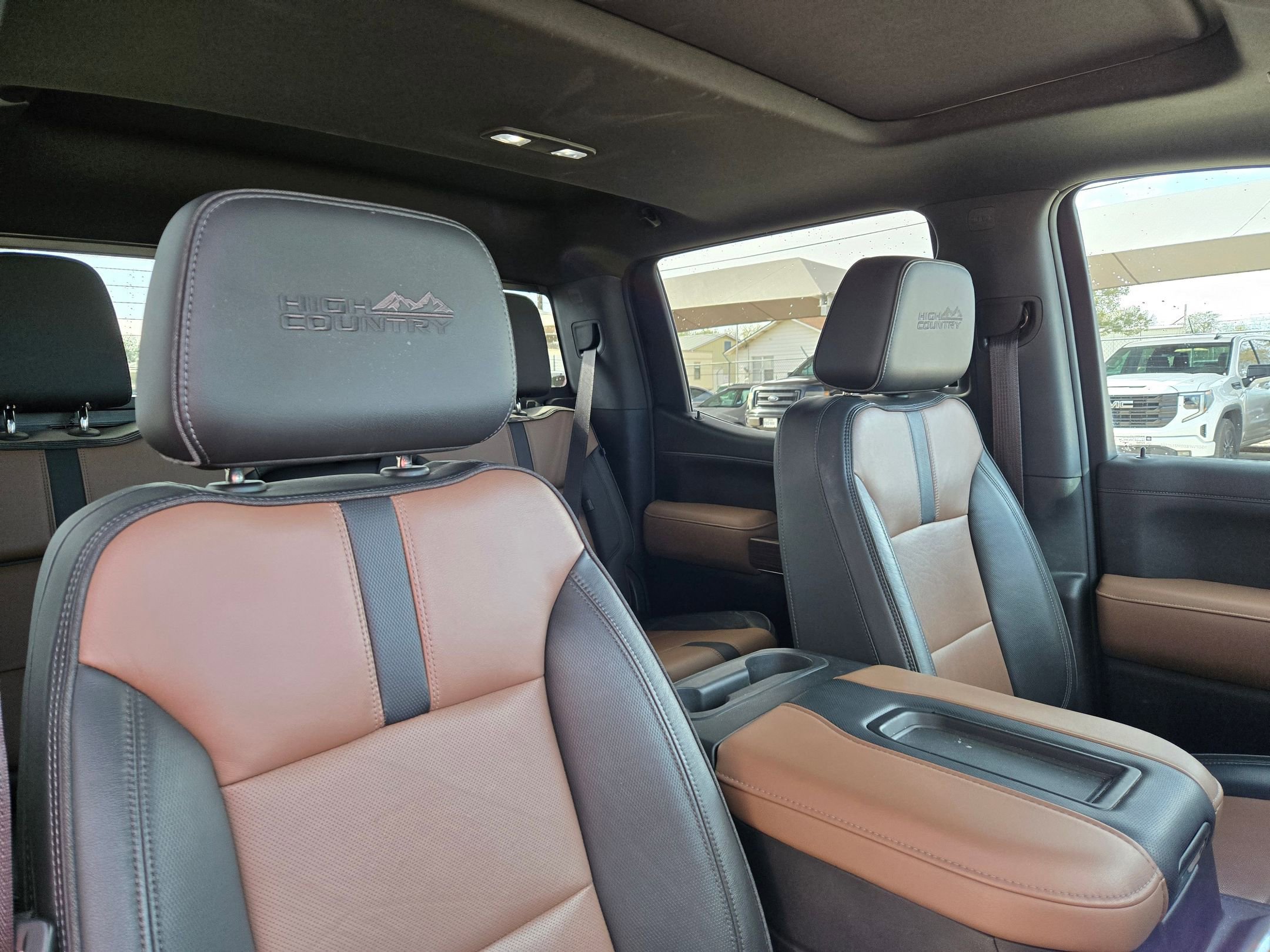 Used 2021 Chevrolet Silverado 1500 High Country w/ Technology Package image 27