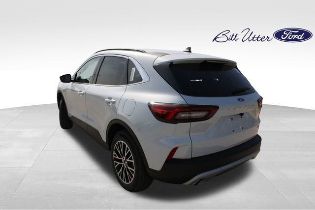 New 2025 Ford Escape SE image 4