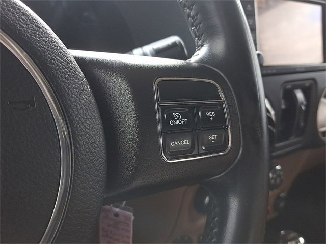 Used 2012 Jeep Wrangler Unlimited Sahara w/ Dual Top Group image 21