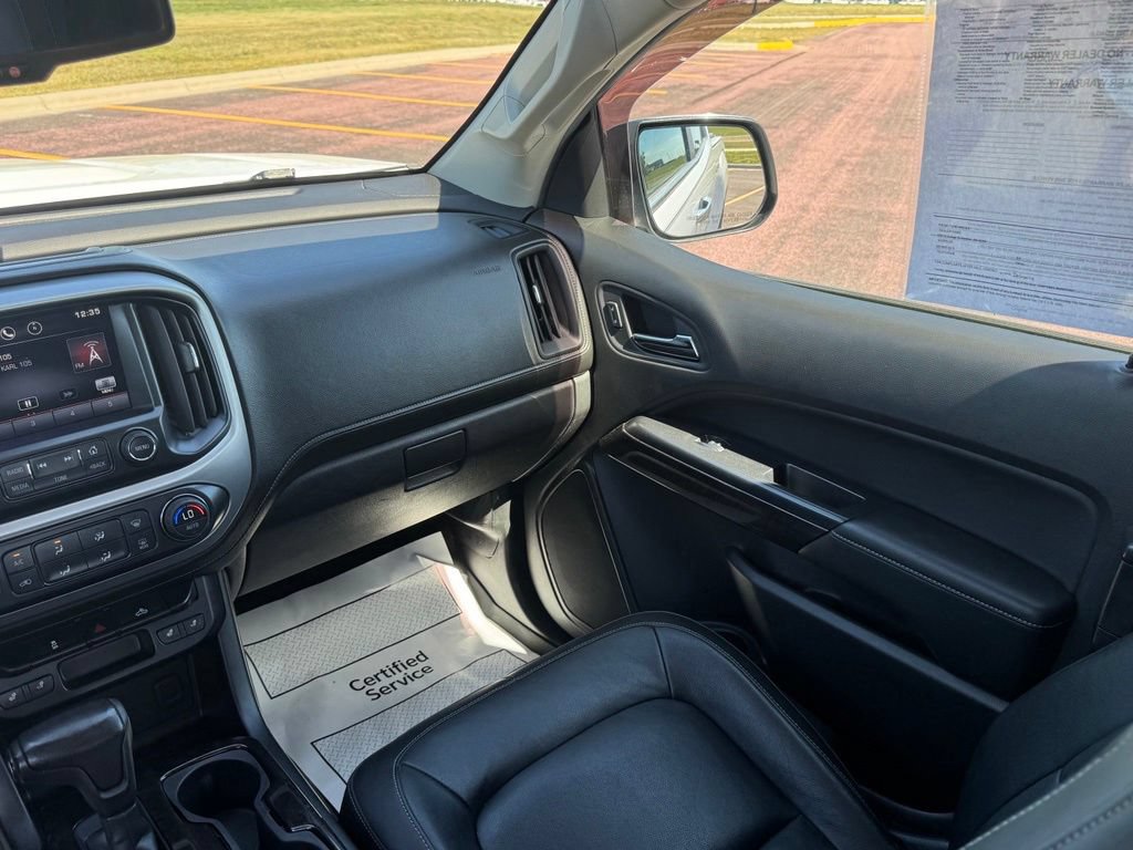Used 2015 GMC Canyon SLT AWD/4WD image 17