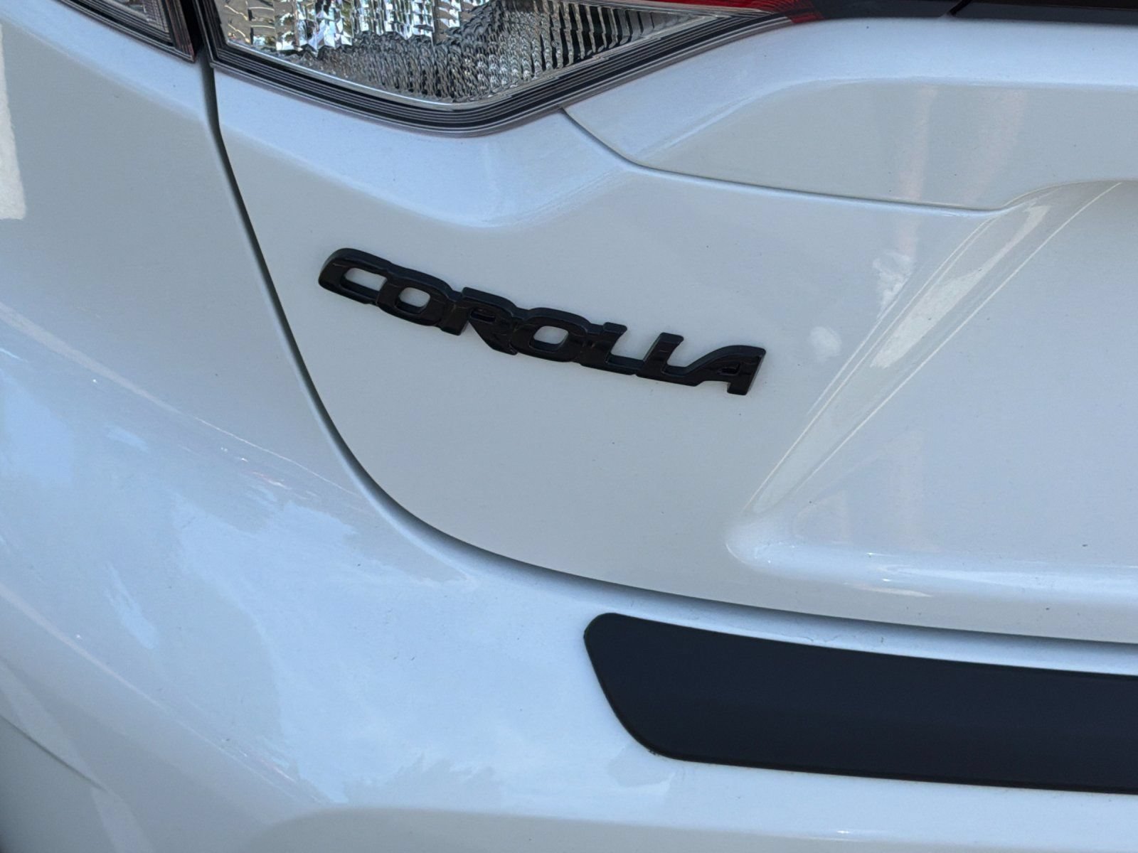 Used 2026 Toyota Corolla SE FWD image 24