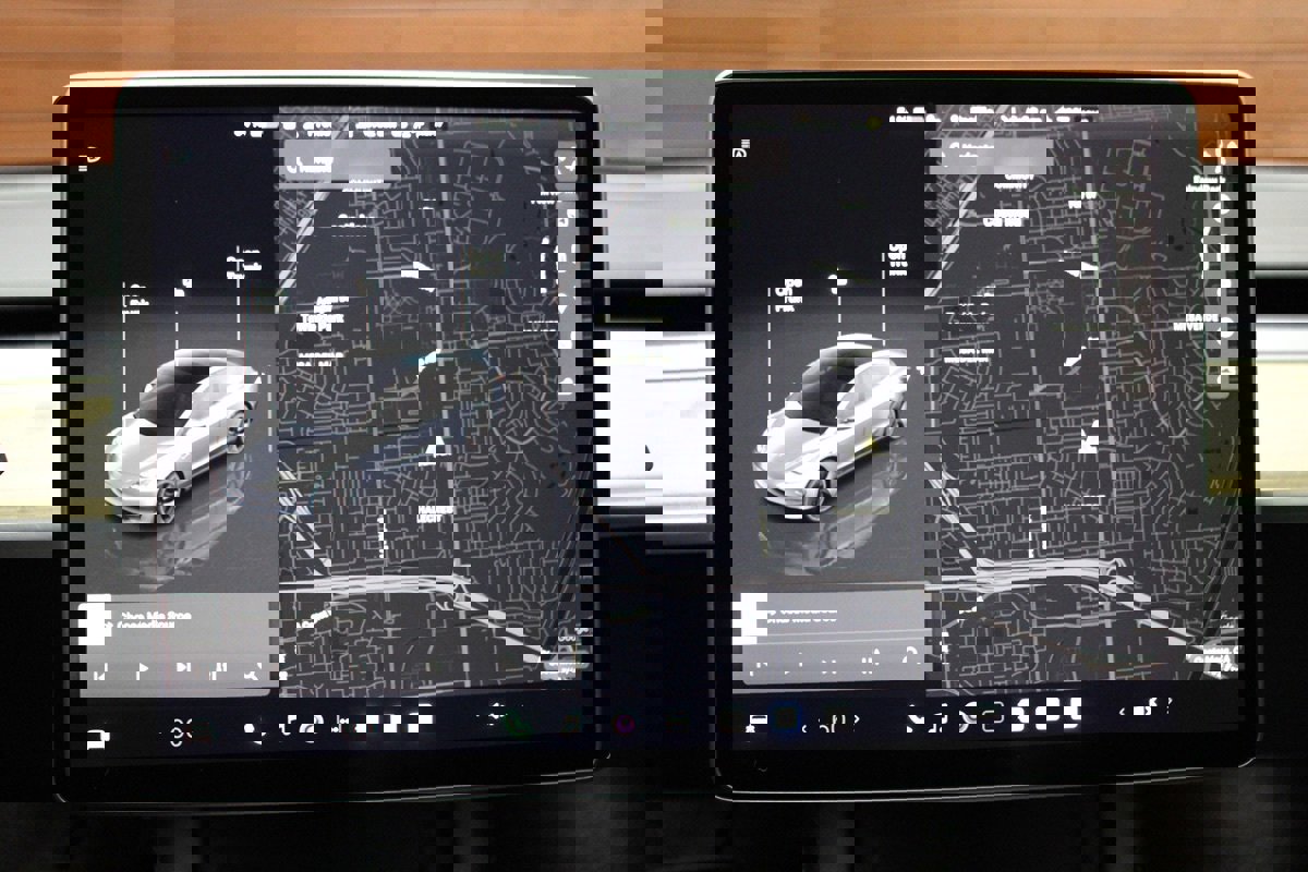 Used 2022 Tesla Model 3 Long Range image 12