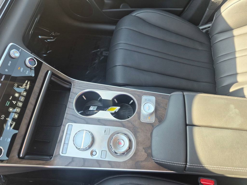Used 2026 Genesis GV80 2.5T Select image 22