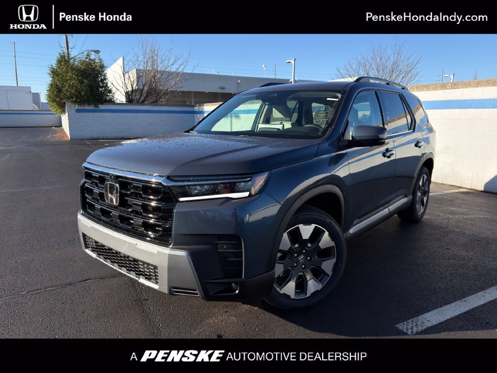 Used 2026 Honda Pilot Touring image 1