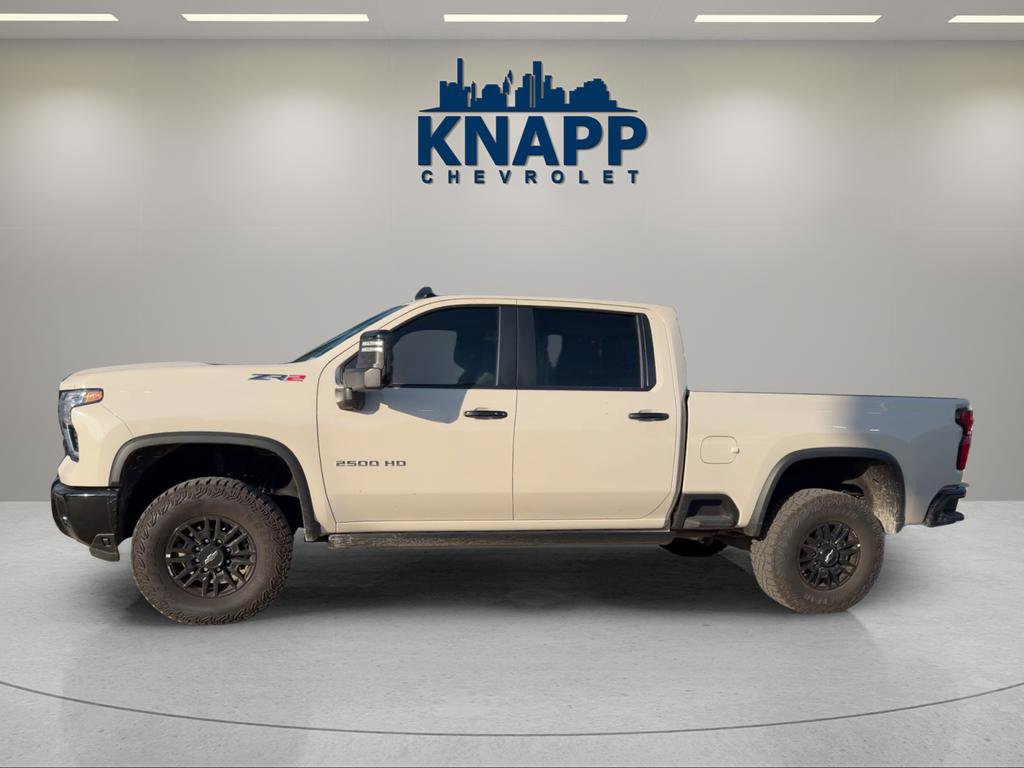 Used 2026 Chevrolet Silverado 2500 ZR2 AWD/4WD image 2