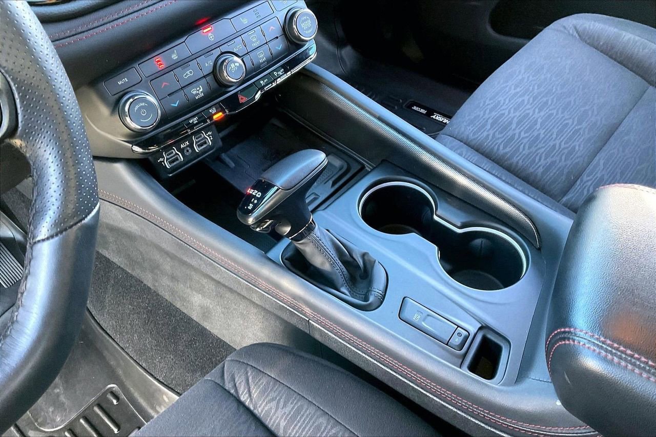 Certified 2024 Dodge Durango R/T w/ Blacktop Package image 33