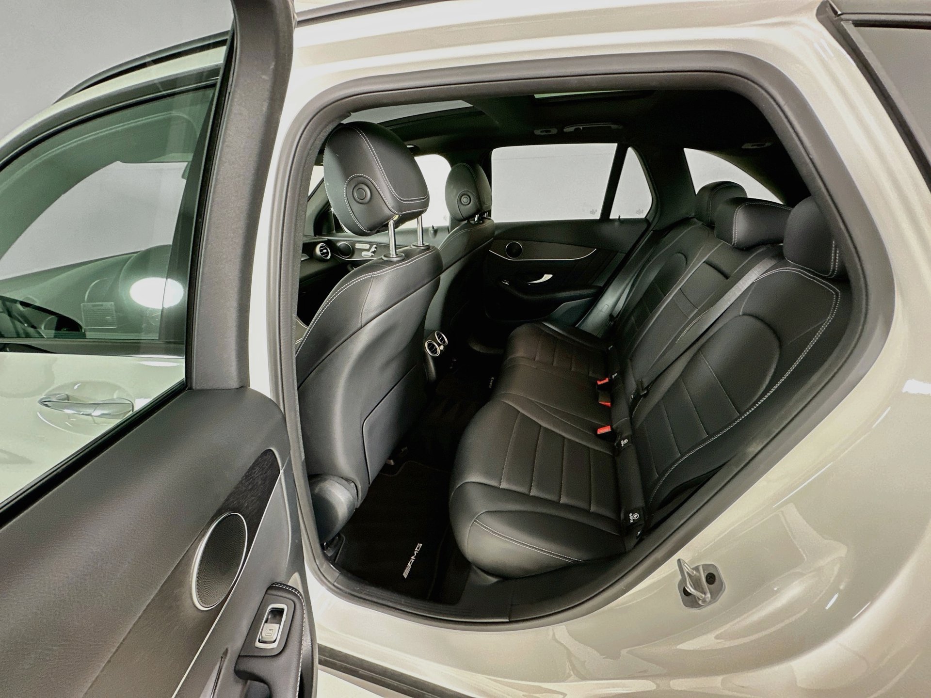 Used 2022 Mercedes-Benz GLC 300 image 26