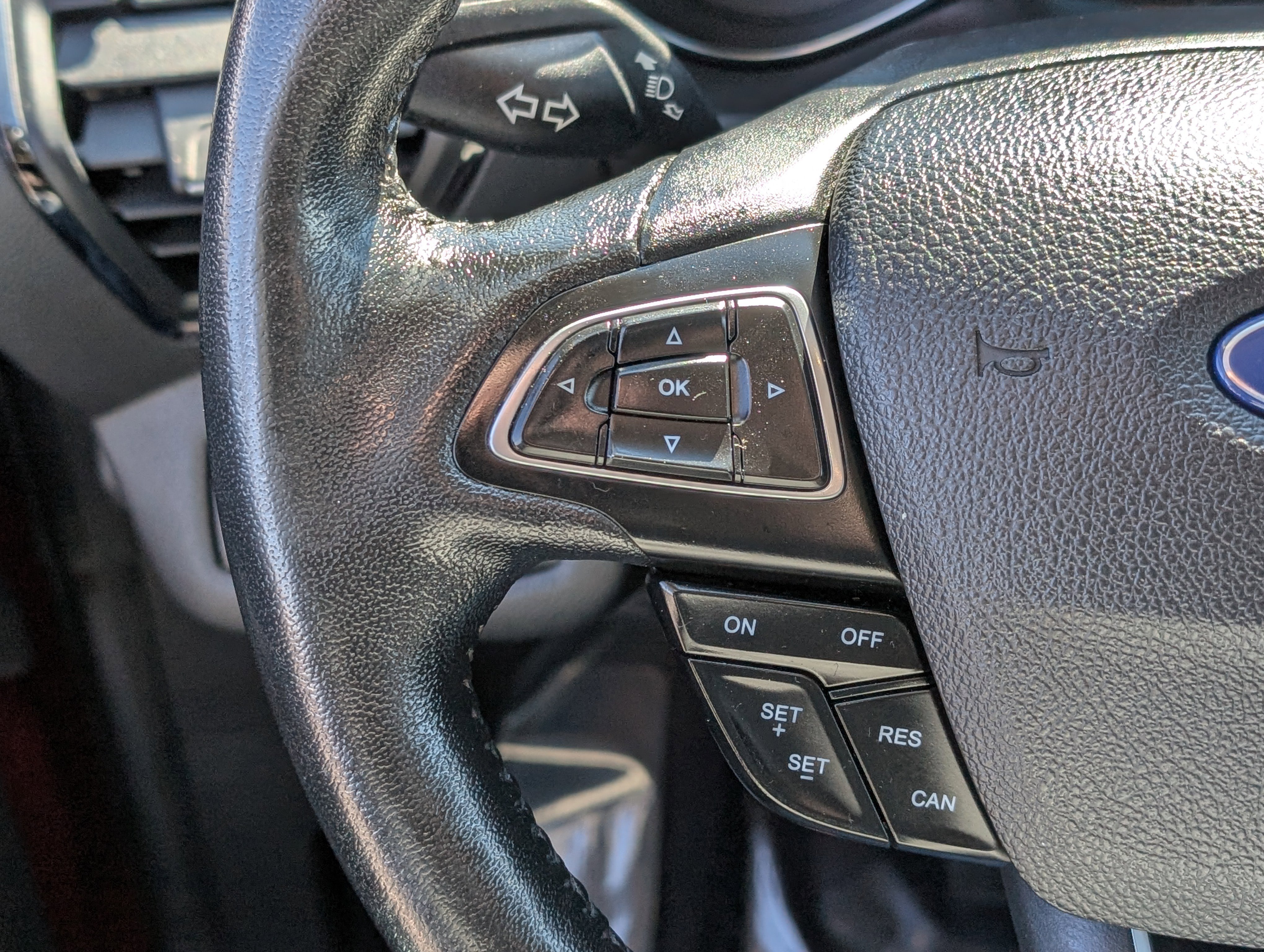 Certified 2018 Ford Escape SEL image 21