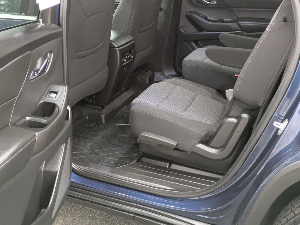 Used 2023 Chevrolet Traverse LT w/ LPO, Floor Liner Package AWD/4WD image 27