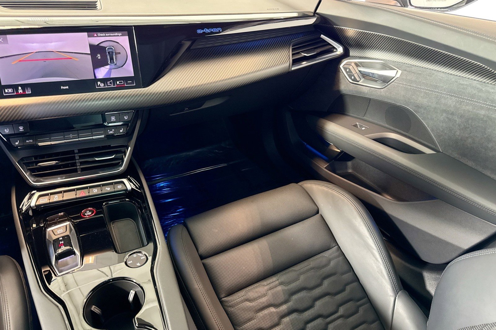 Used 2024 Audi RS e-tron GT w/ Carbon Performance Package image 21