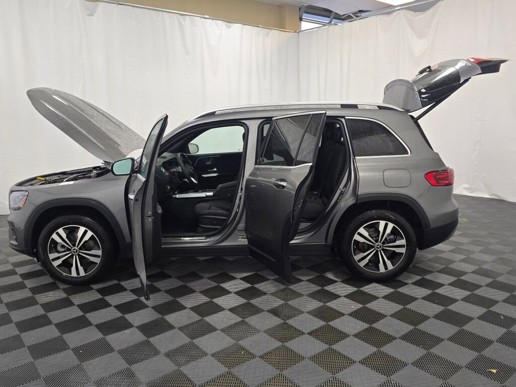 New 2026 Mercedes-Benz GLB 250 4MATIC image 12