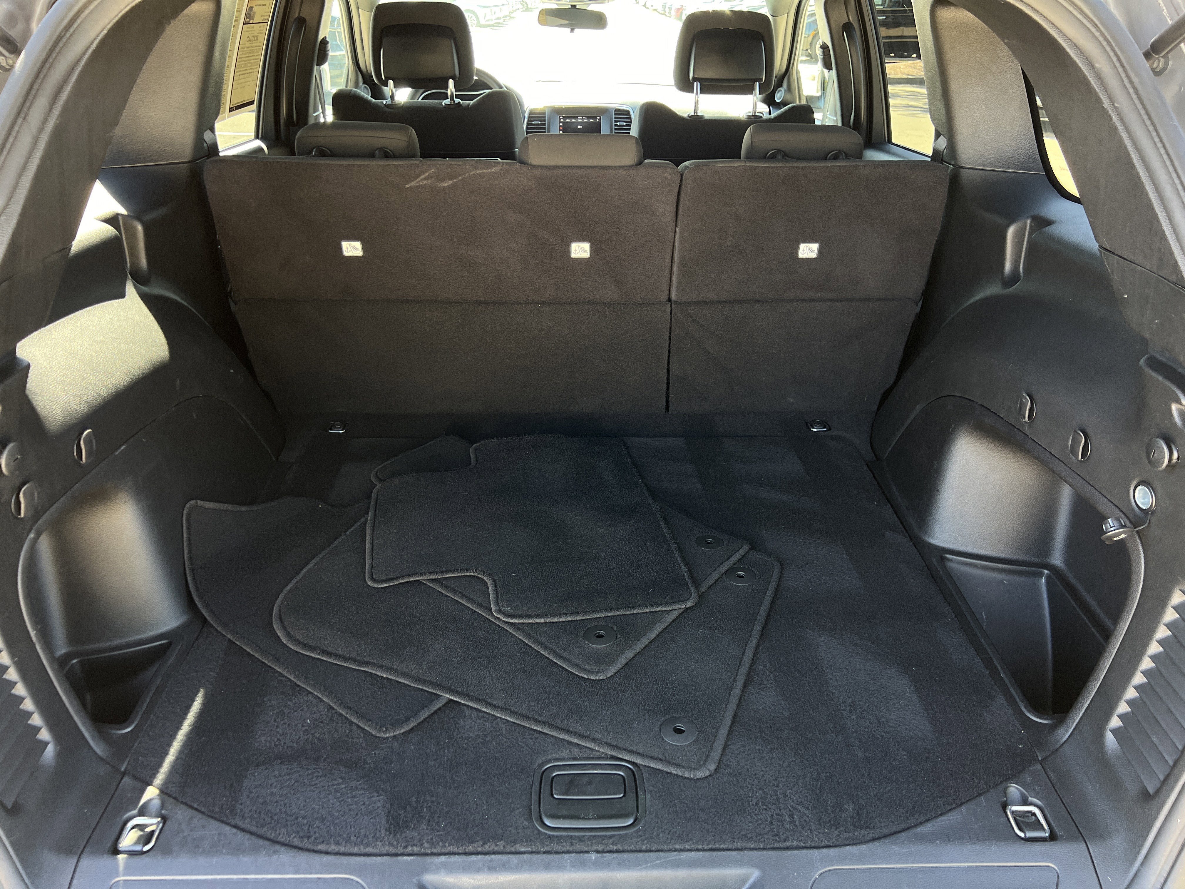 Used 2021 Jeep Grand Cherokee Laredo image 33