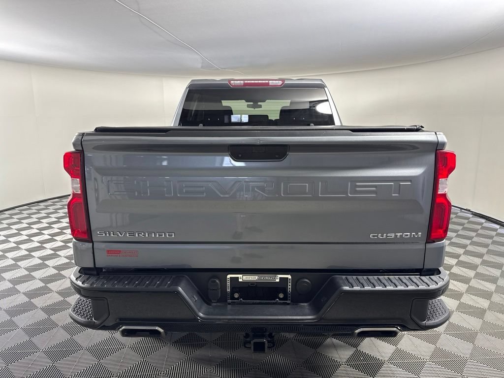 Used 2019 Chevrolet Silverado 1500 Custom Trail Boss w/ Custom Convenience Package AWD/4WD image 4
