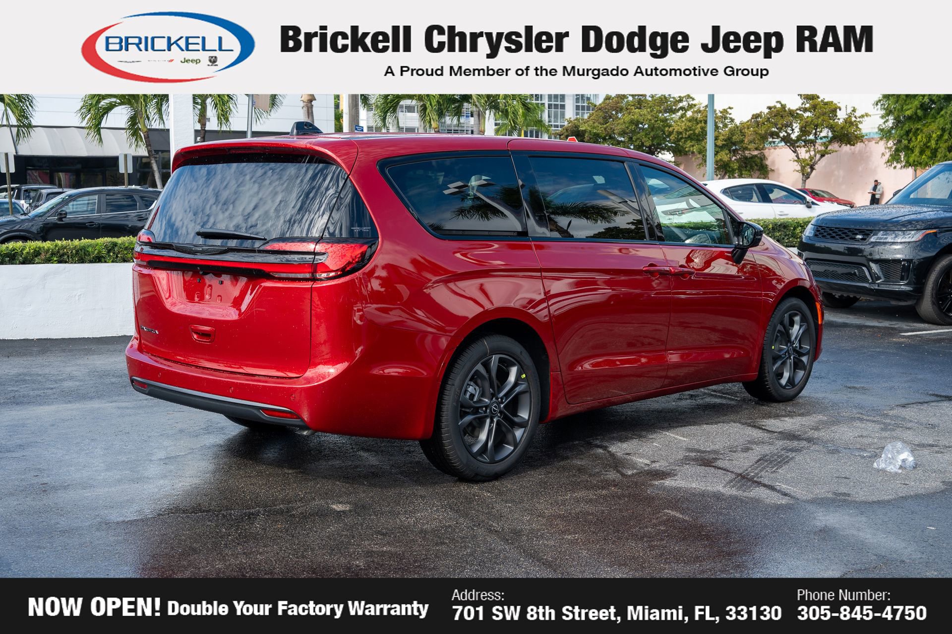 New 2026 Chrysler Pacifica Select image 5