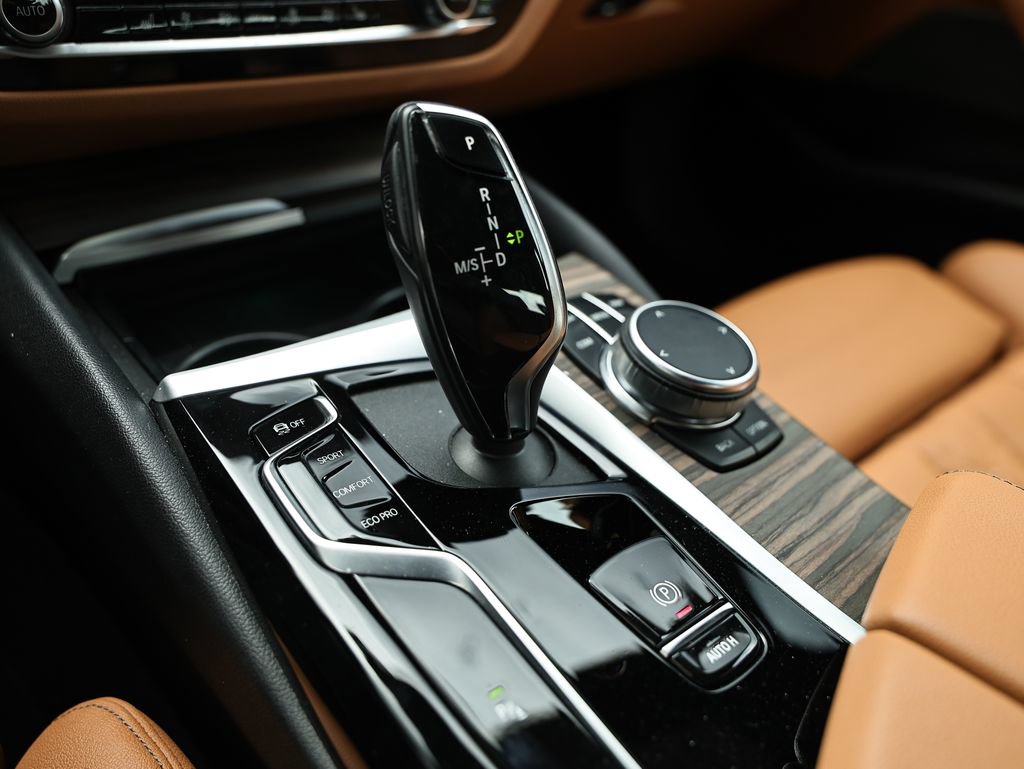 Used 2023 BMW 540i xDrive w/ Premium Package AWD/4WD image 39