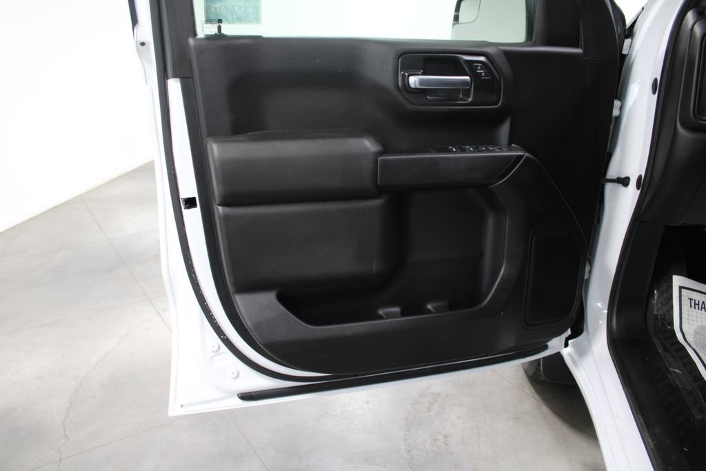 Used 2024 Chevrolet Silverado 1500 Custom image 23