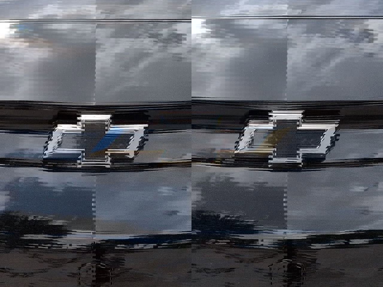 New 2027 Chevrolet Bolt LT w/ Comfort Package image 5