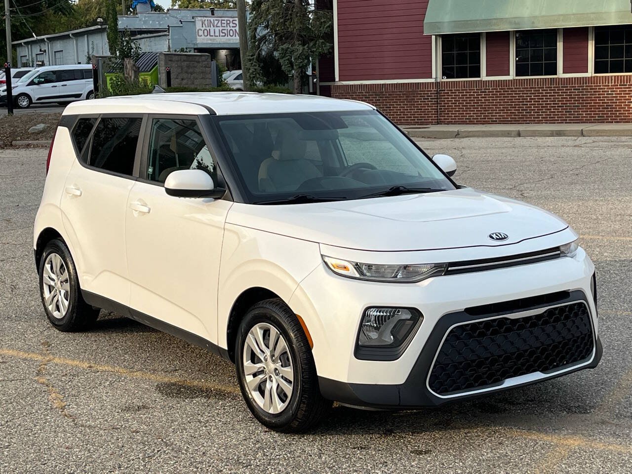 Used 2020 Kia Soul LX FWD image 1