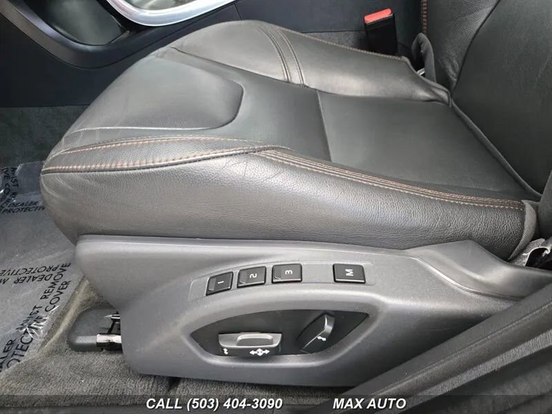 Used 2016 Volvo V60 T5 Cross Country w/ Convenience Package image 14