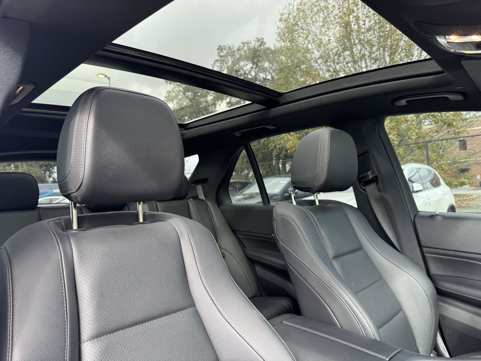 Certified 2022 Mercedes-Benz GLE 350 4MATIC w/ AMG Line Exterior image 31