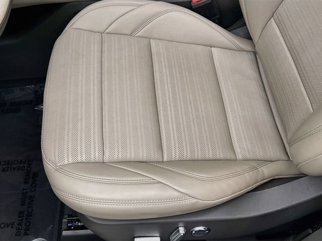 Used 2025 Lincoln Nautilus Reserve AWD/4WD image 20