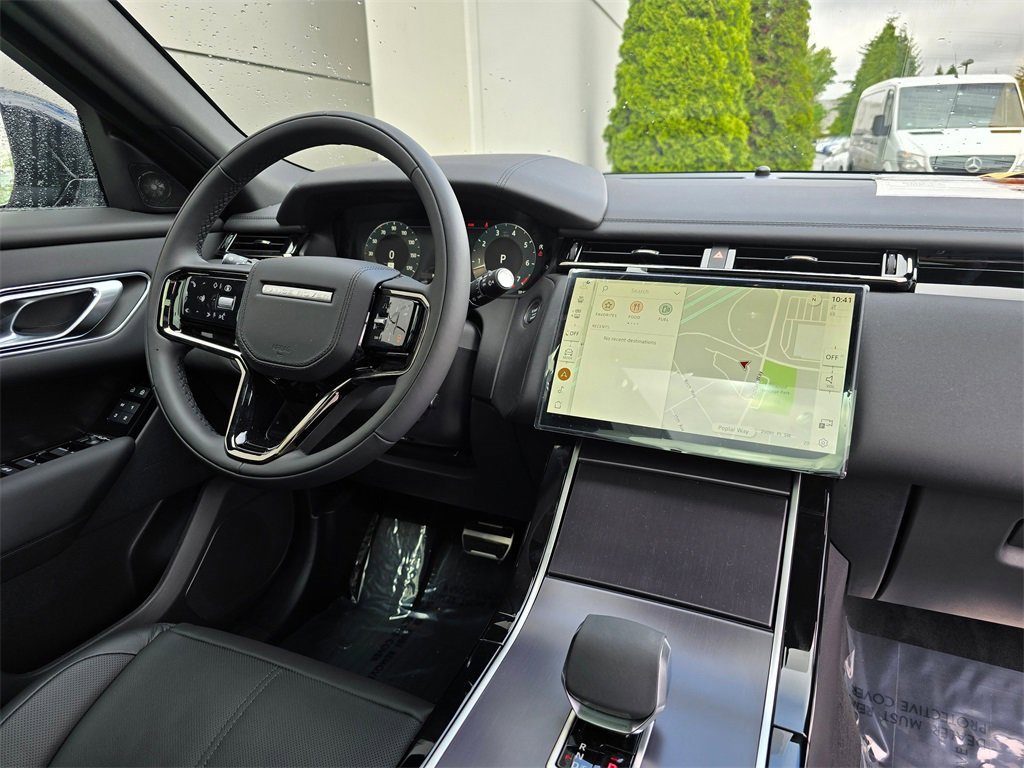 New 2026 Land Rover Range Rover Velar Dynamic SE image 33