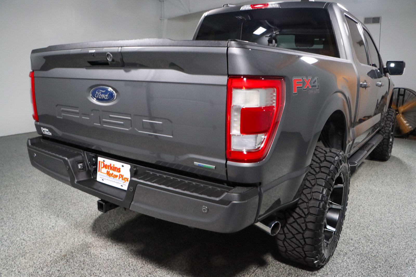 Used 2021 Ford F150 Lariat w/ Equipment Group 502A High image 8