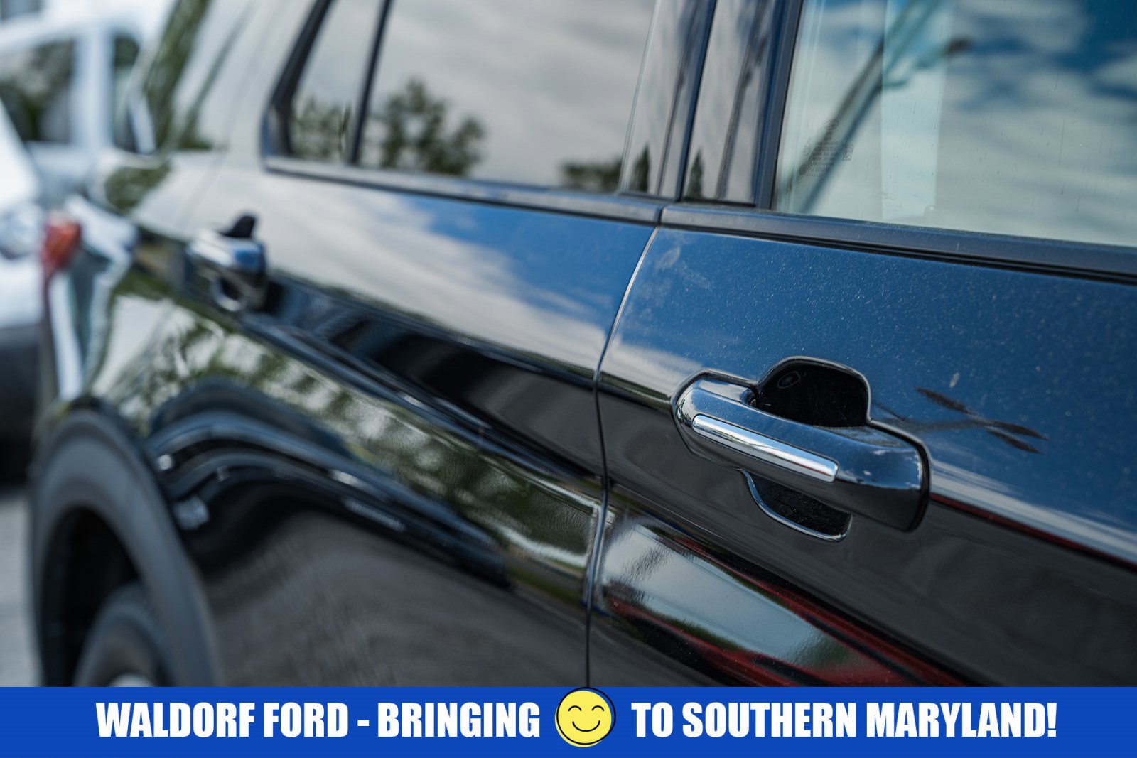 Used 2023 Ford Explorer Limited w/ Limited Technology Package AWD/4WD image 20