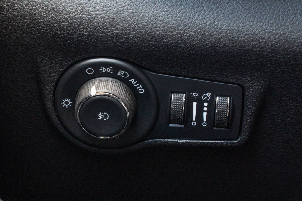 New 2026 Jeep Compass Latitude AWD/4WD image 27