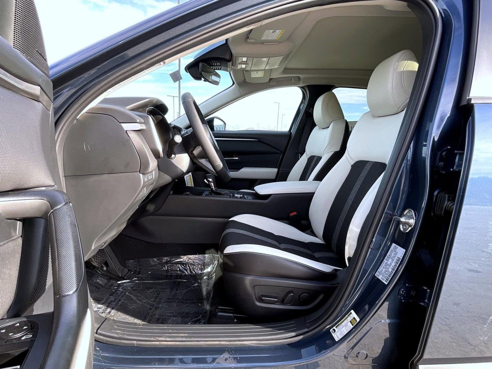 New 2026 MAZDA CX-50 AWD 2.5 S w/ Preferred Pkg image 11