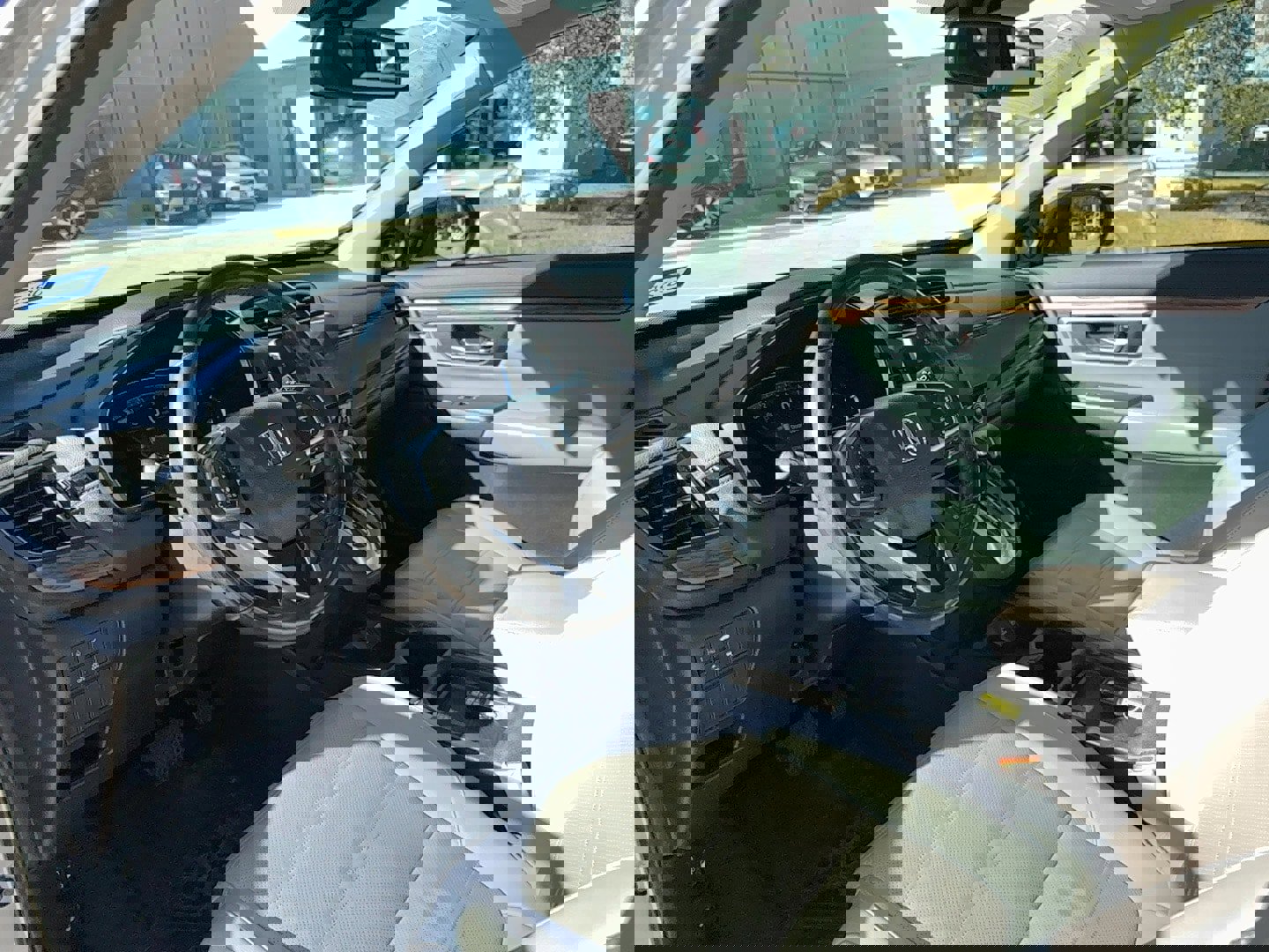 Used 2017 Honda CR-V EX-L image 11