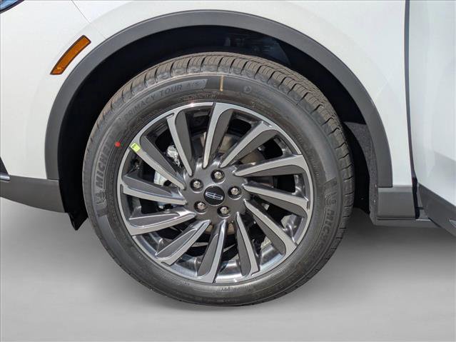 New 2026 Lincoln Corsair Reserve image 16