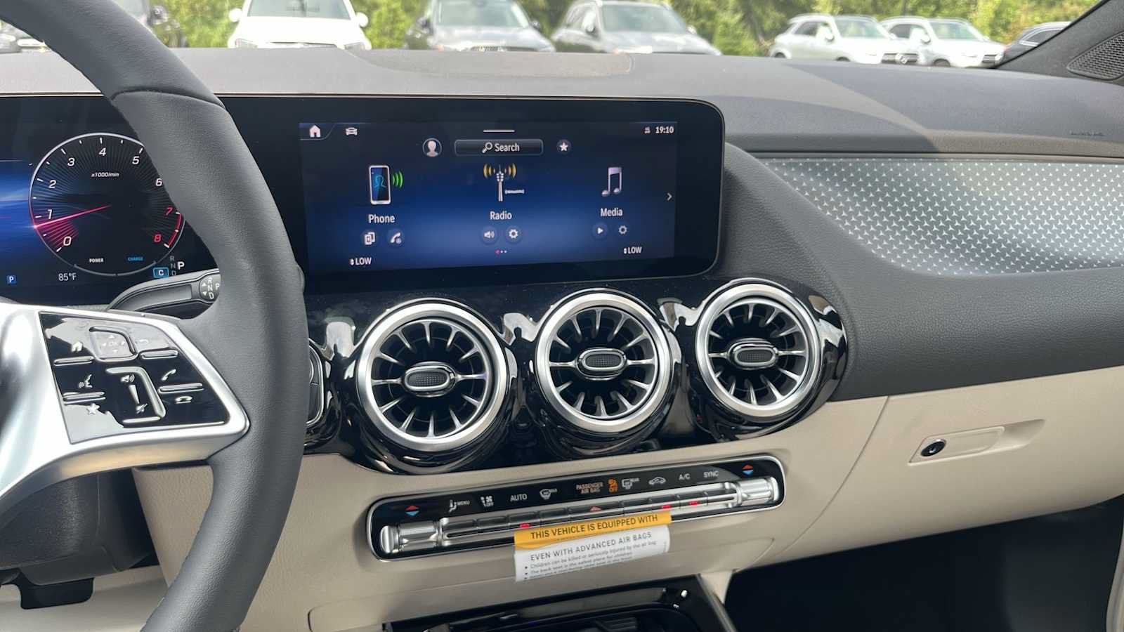 New 2026 Mercedes-Benz GLA 250 4MATIC image 43