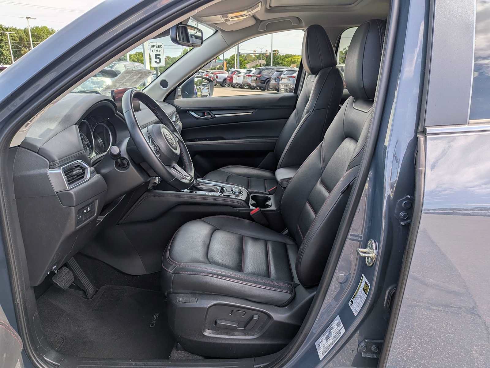 Used 2024 MAZDA CX-5 Carbon Edition AWD/4WD image 17