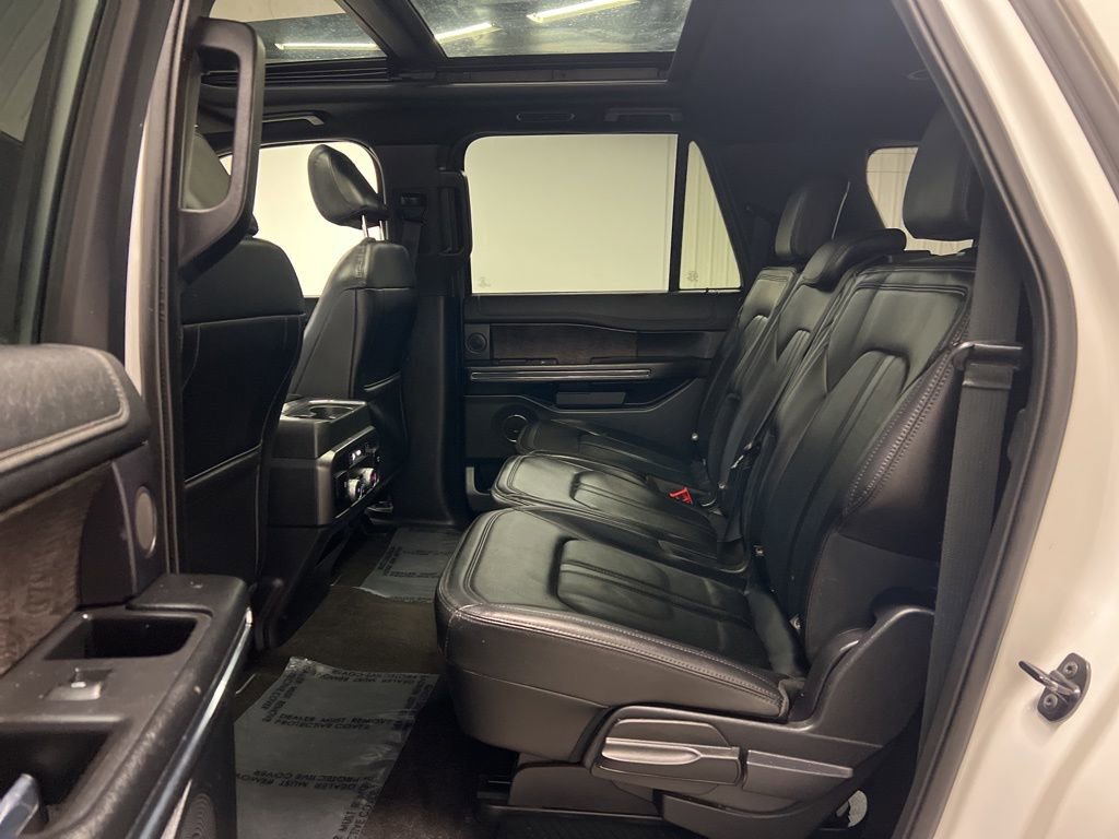 Used 2021 Ford Expedition Max Limited image 11