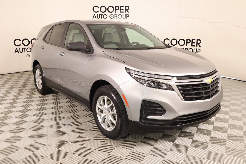 Used 2024 Chevrolet Equinox LS w/ LS Convenience Package