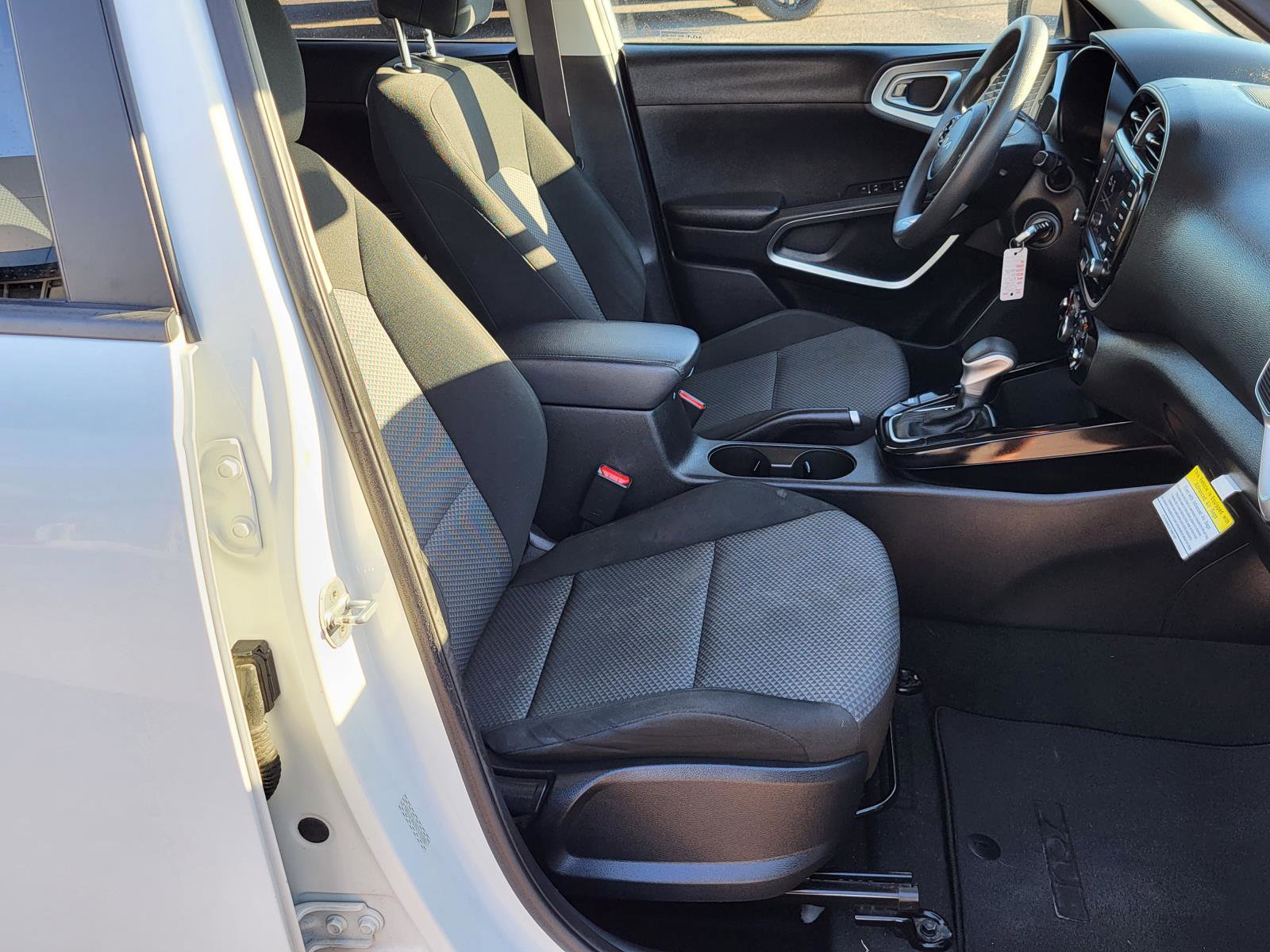 Used 2022 Kia Soul LX w/ Technology Package image 10