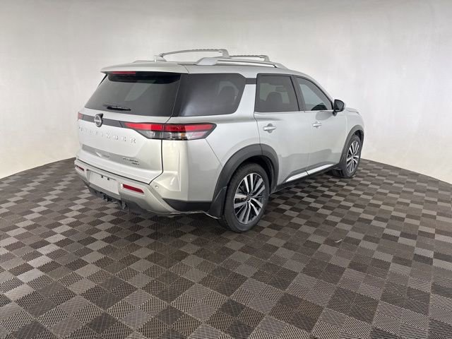 Used 2022 Nissan Pathfinder Platinum w/ Cargo Package AWD/4WD image 6