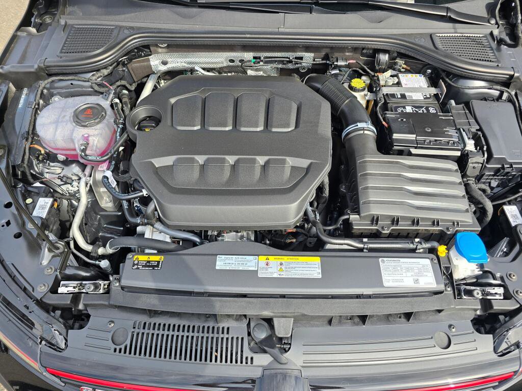 New 2025 Volkswagen GTI SE image 15