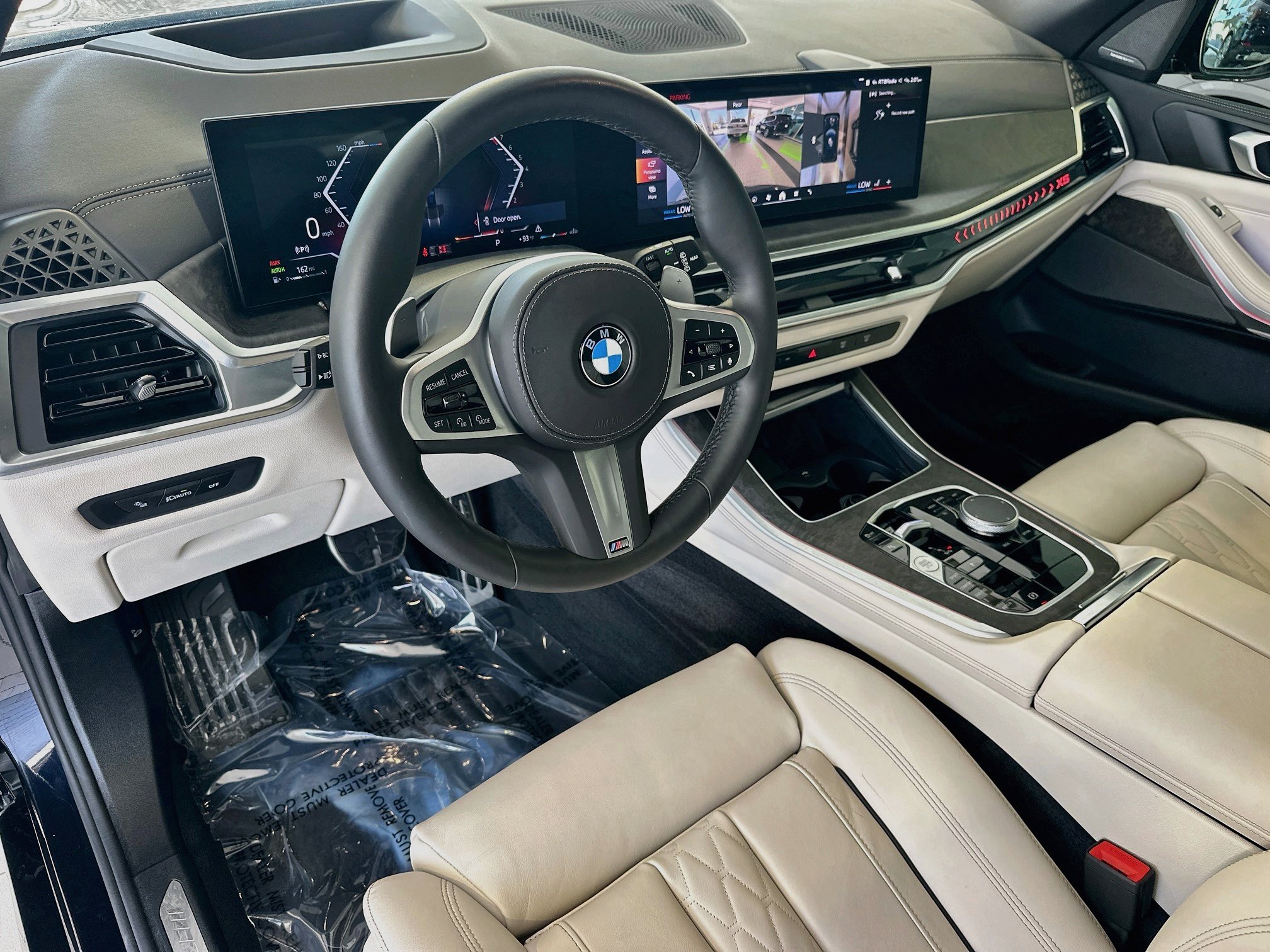 Used 2026 BMW X5 sDrive40i w/ M Sport Package RWD image 9