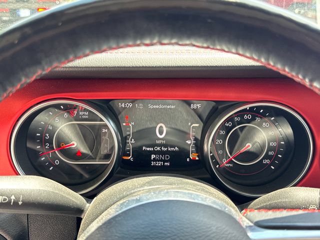 Used 2020 Jeep Gladiator Rubicon w/ Dual Top Group AWD/4WD image 17
