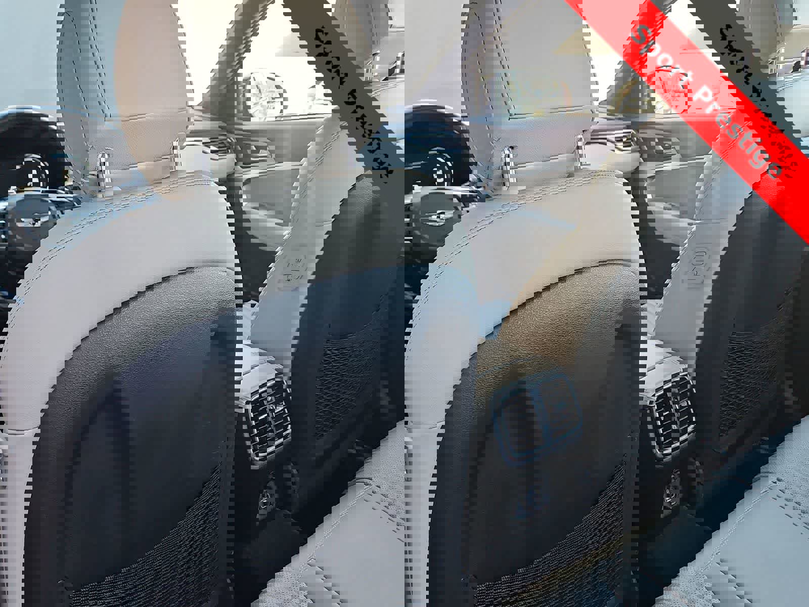 Used 2023 Genesis G70 2.0T w/ Sport Prestige Package RWD image 16