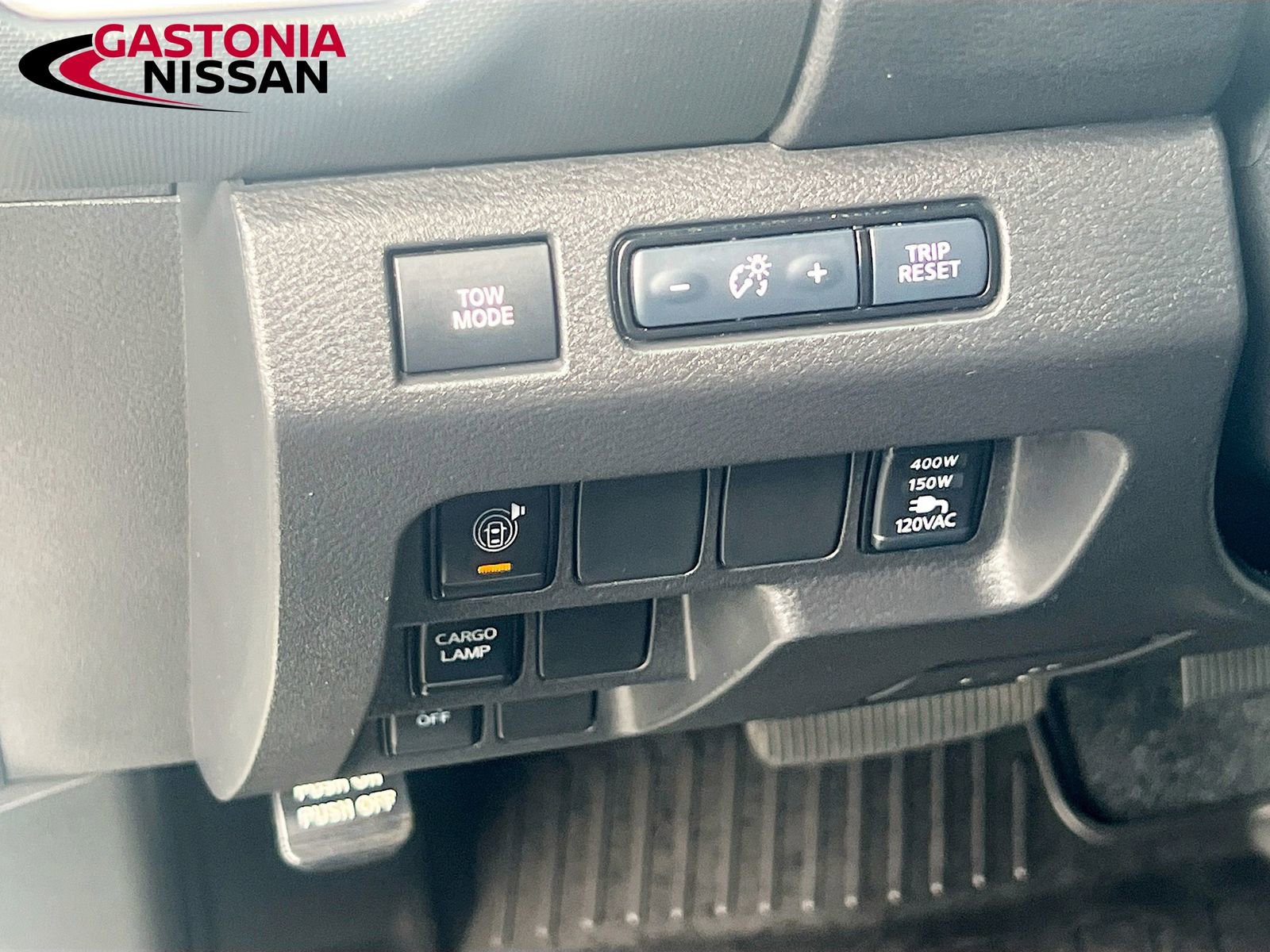 Used 2024 Nissan Frontier SV w/ Technology Package image 13