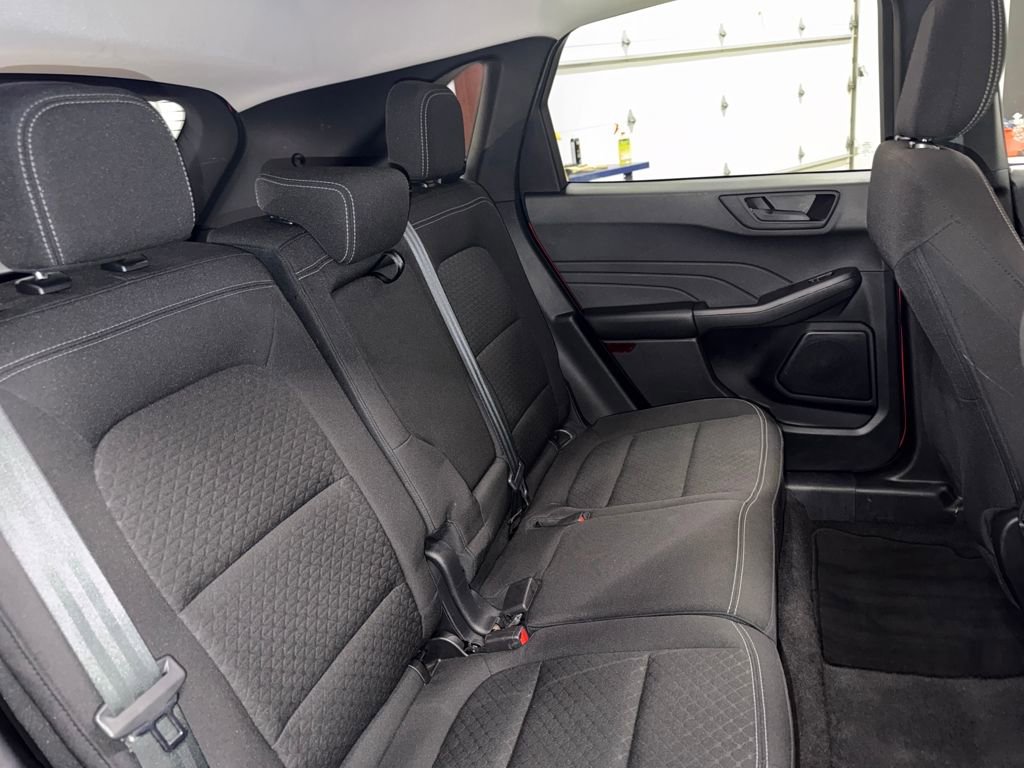 Used 2024 Ford Escape Active w/ Cold Weather Package image 19