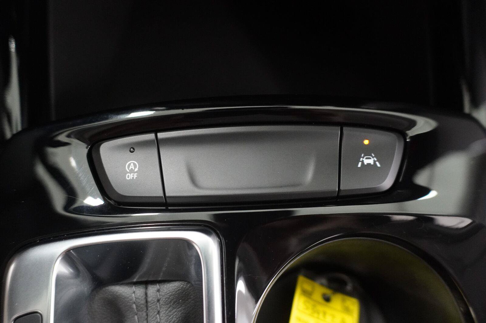 Used 2026 Chevrolet Trax ACTIV w/ Driver Confidence Package FWD image 16