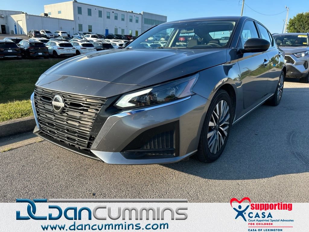 Used 2024 Nissan Altima 2.5 SV
