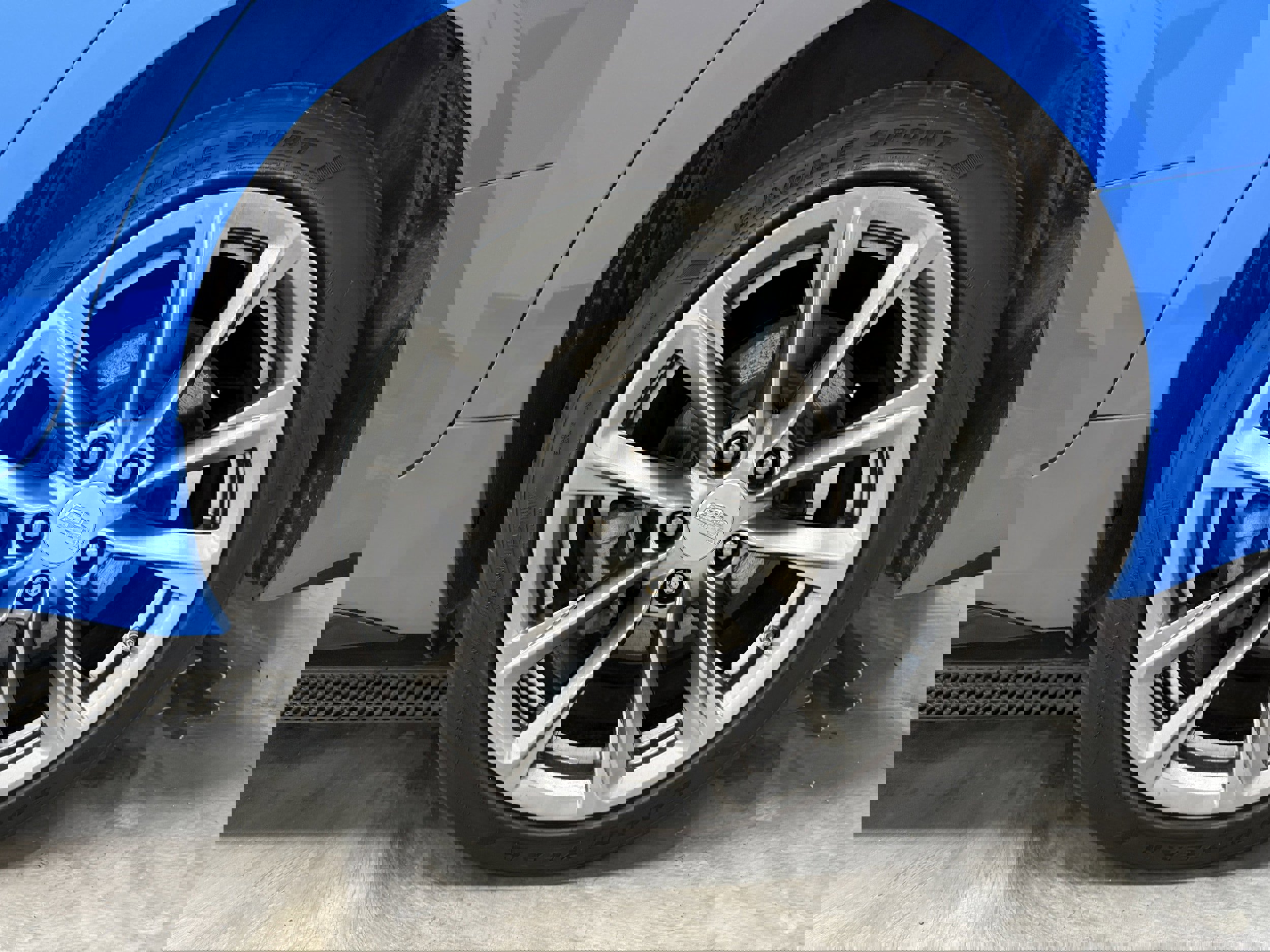 Used 2023 Cadillac CT4 V image 29